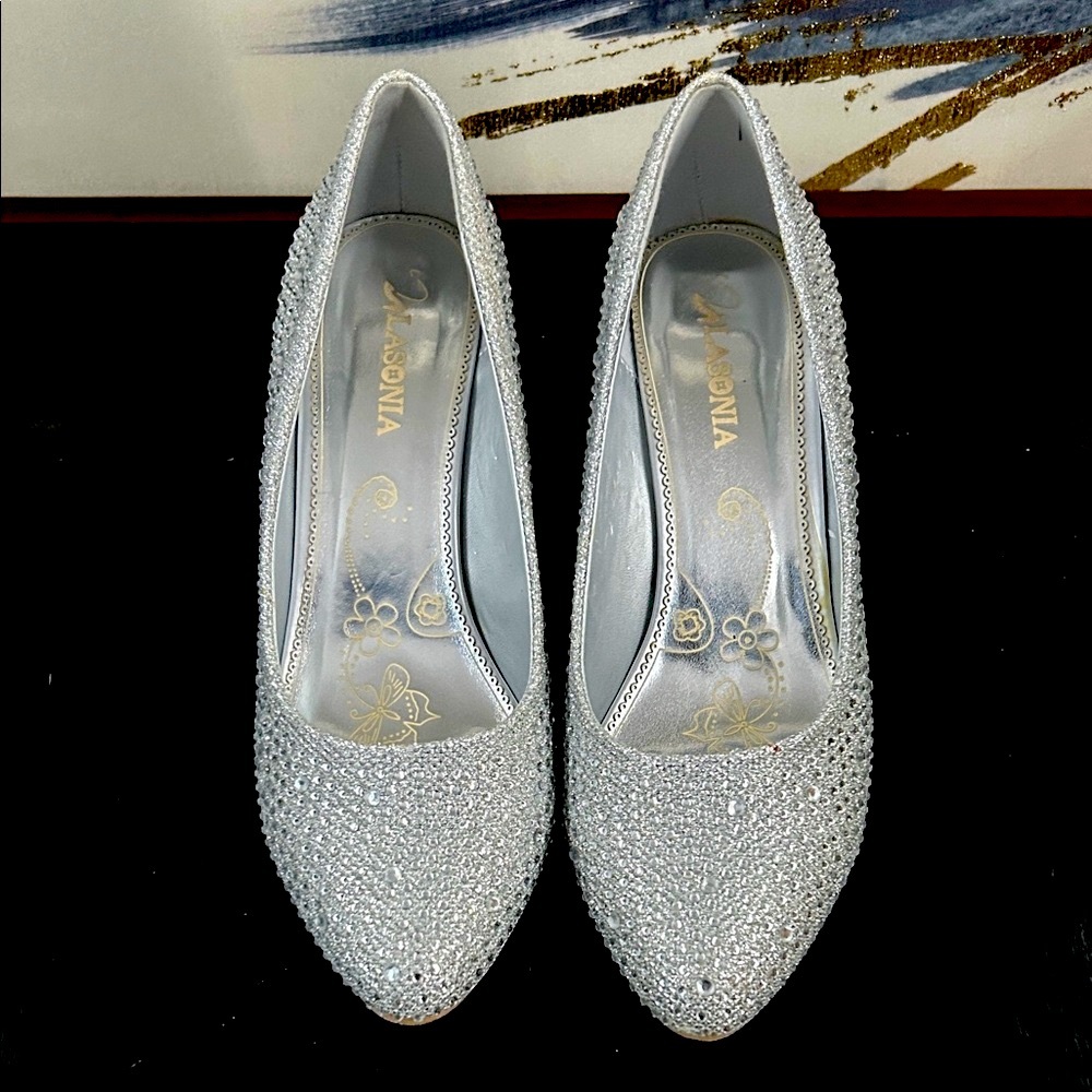 Elegant Silver Heels by LaSonia